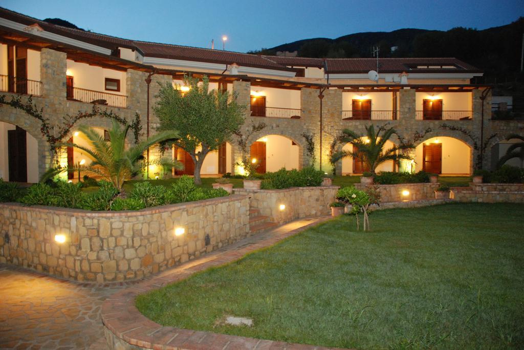Residence Il Casale Palinuro Ngoại thất bức ảnh